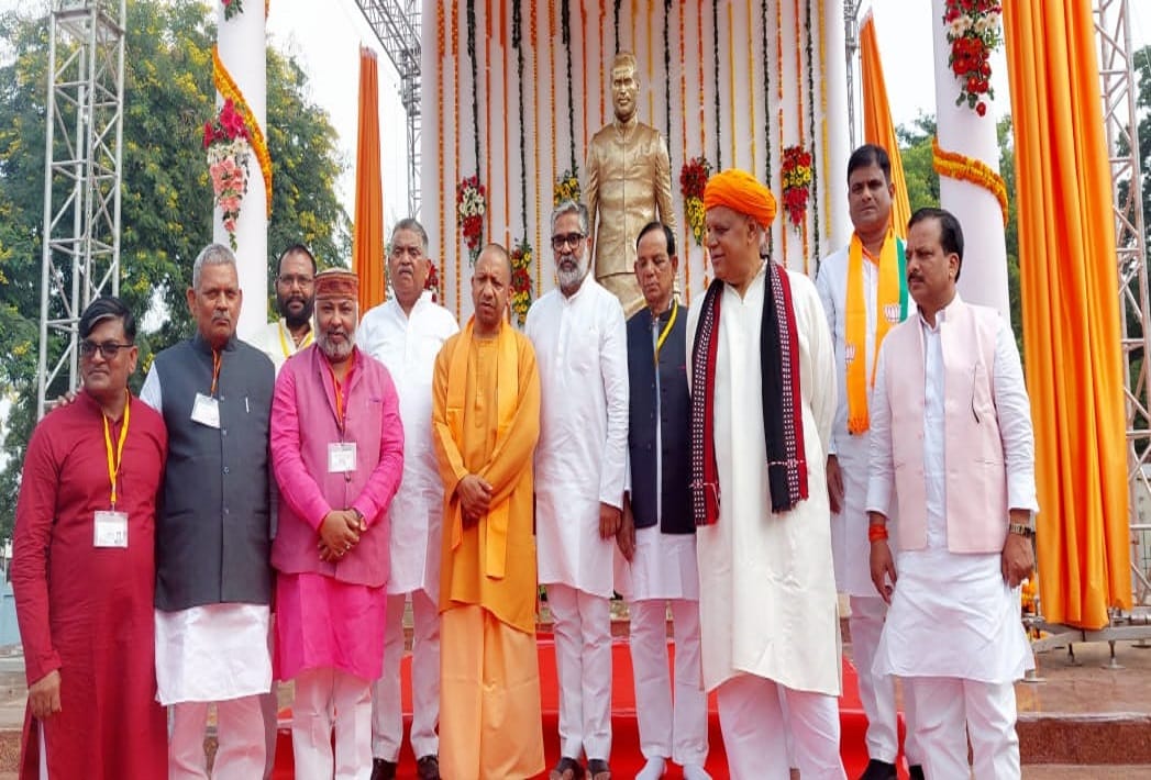 CM Yogi Rally in Ballia said Former Prime Minister Chandrashekhar gave new identity to Ballia