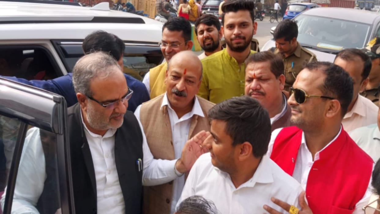 Meerut  welcome to the BJP state president said previous government used to work as a nurturing goons