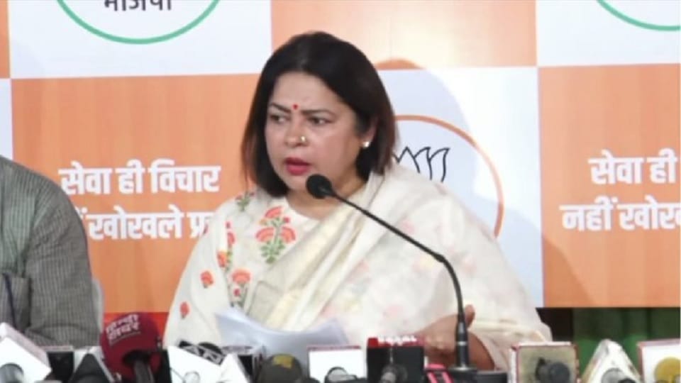 minakshi Lekhi alleged satendra Jain indulging in extortion of money from inside jail