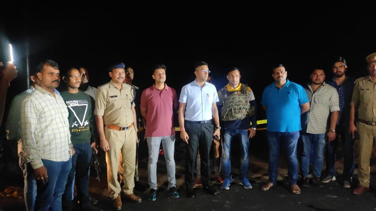 Police arrested two robbers in the encounter
