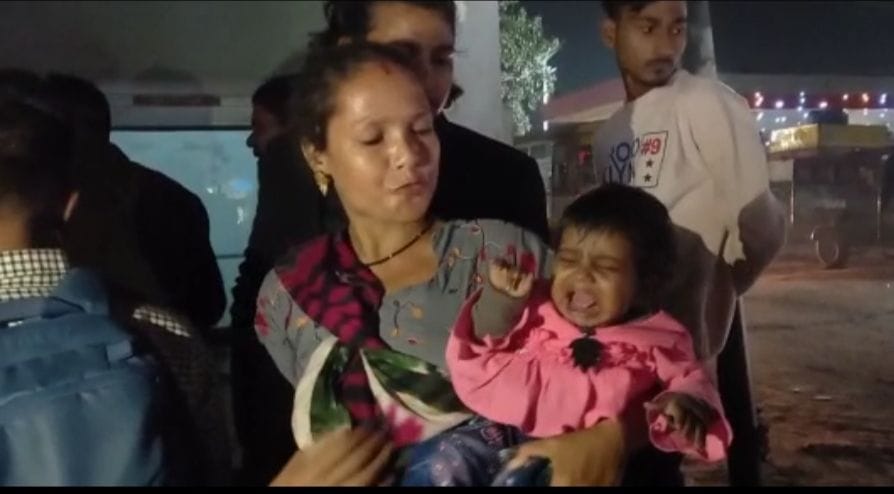 Etah: Mama was beaten up by telling herself the mother of the child