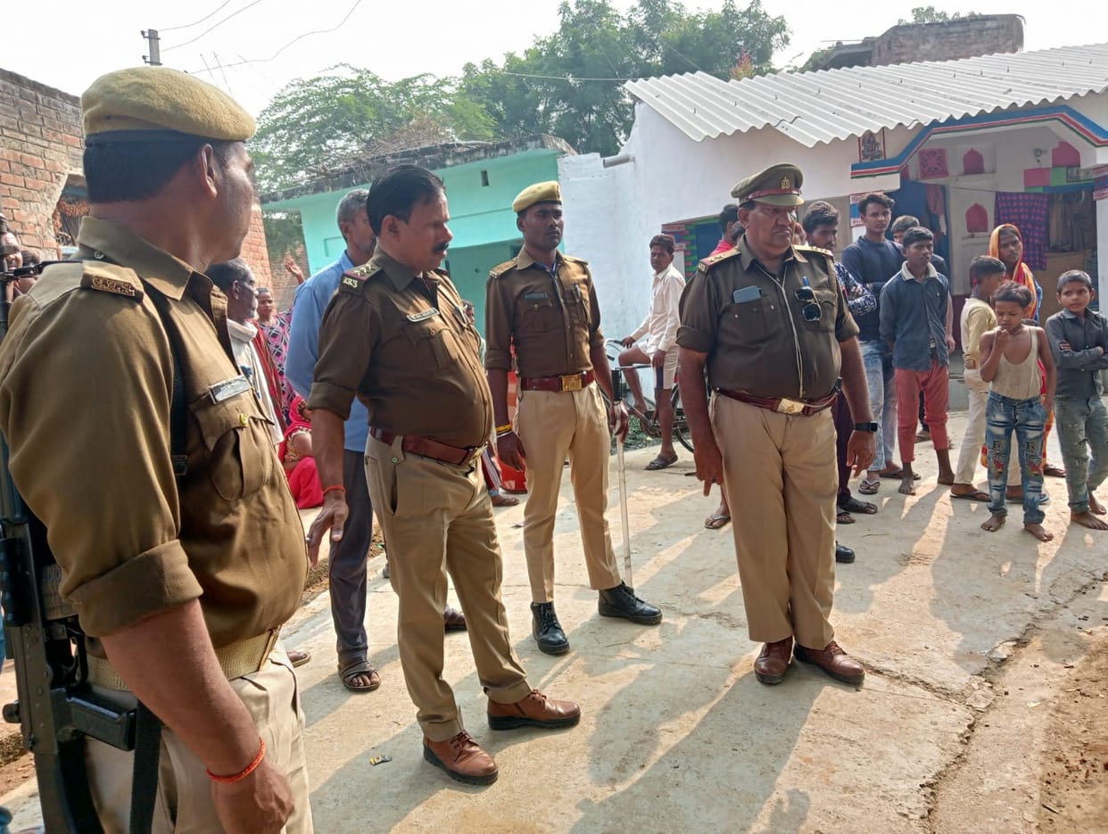 Wife's lover slits throat and kills friend