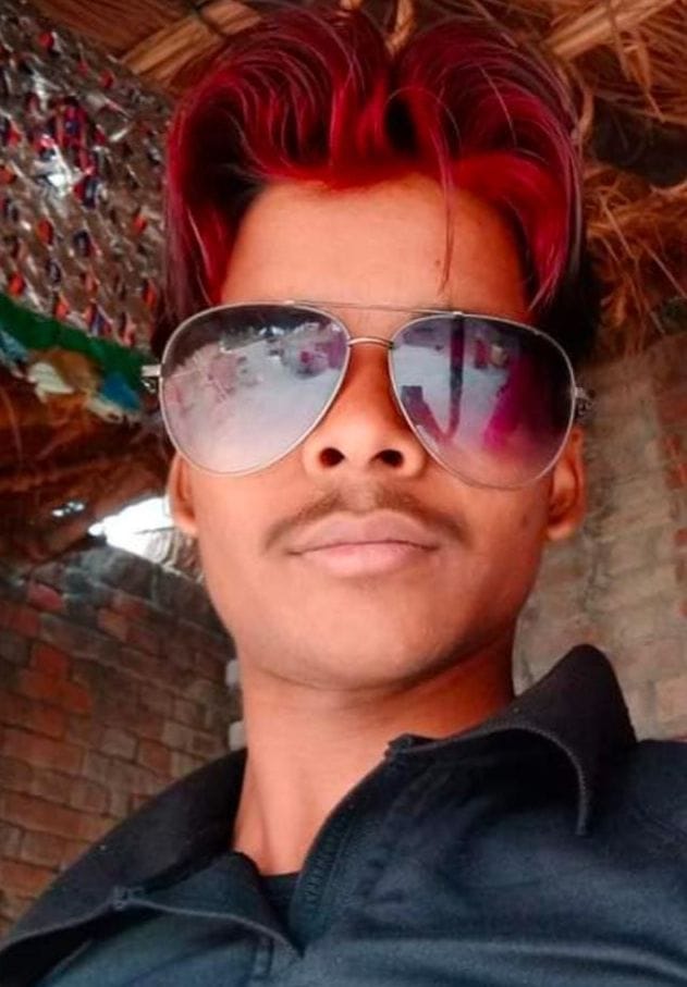 Hardoi, Unknown vehicle trampled a bike rider