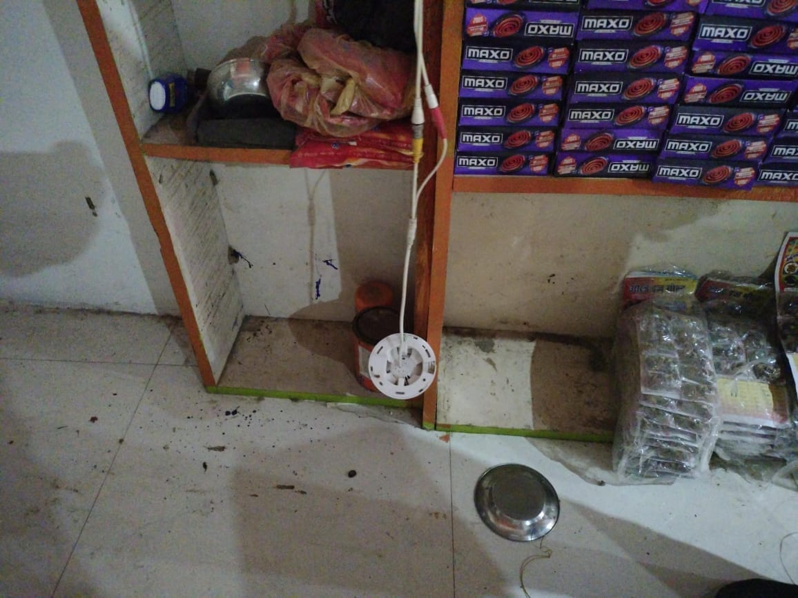Thousands stolen in grocery wholesale shop