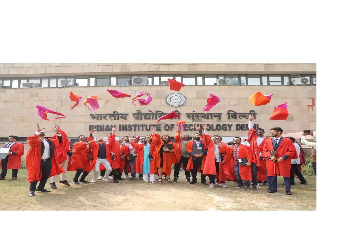 IIT Delhi conducted 53rd Annual Convocation Ceremony 2100 graduating students were awarded degrees and diploma