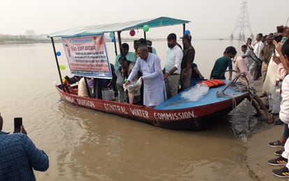 Varanasi: कल पहली बार गंगा में छोड़े जाएंगे चिताला मछली के 50 हजार बच्चे,आएंगे केंद्रीय मत्स्य मंत्री 50 thousand children of Chitala fish will be released in Ganga in varanasi for very first time