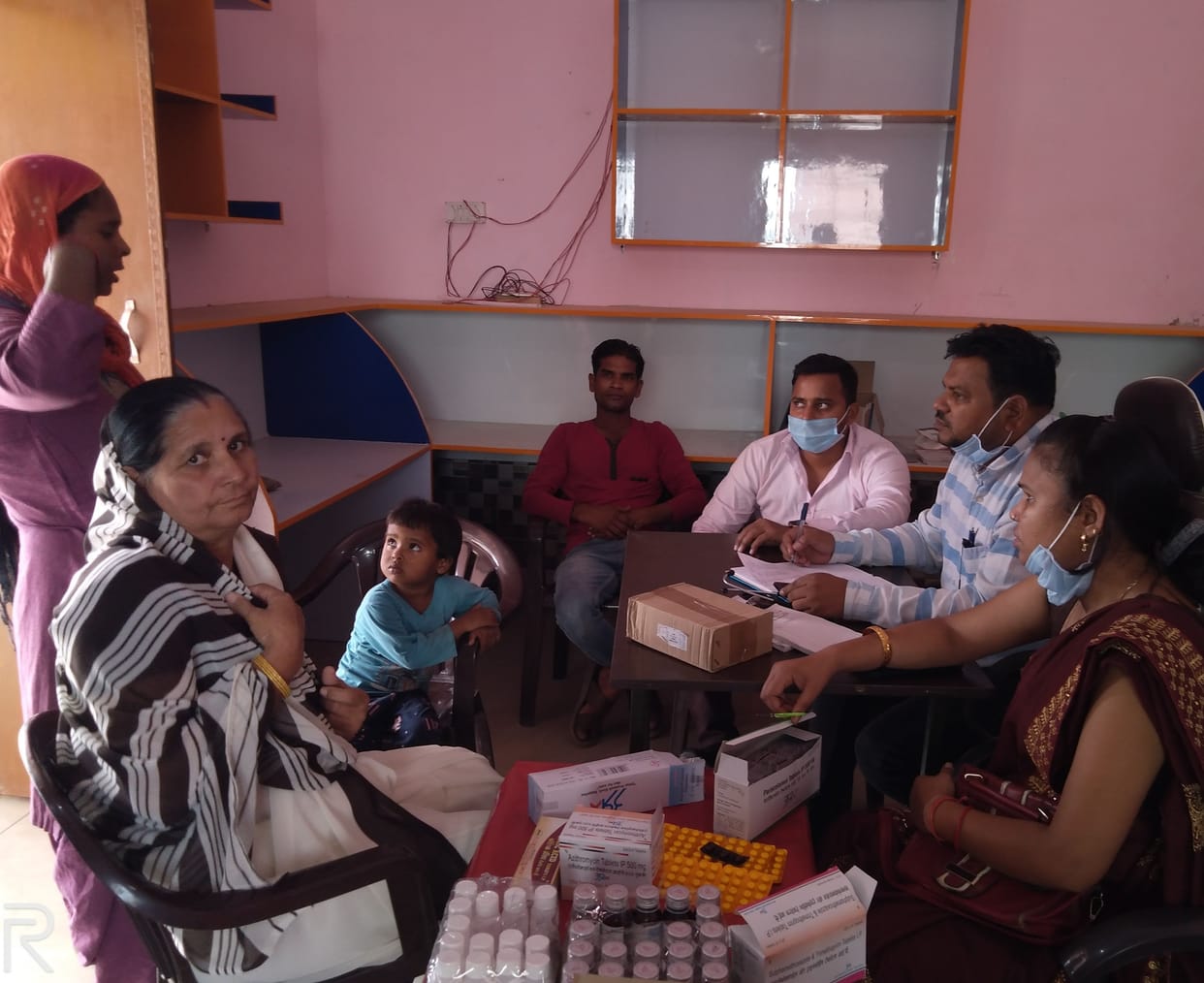 Many villagers in Saidpuri and Harchandpur suffer from fever