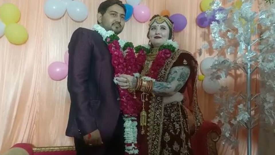 England girl got married with young man of Agra according to Hindu customs