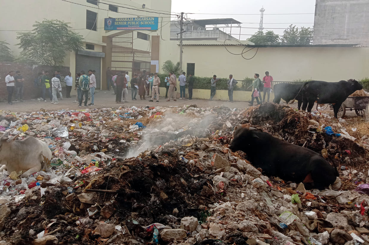 Dirt thrown outside the examination center, Kurukshetra