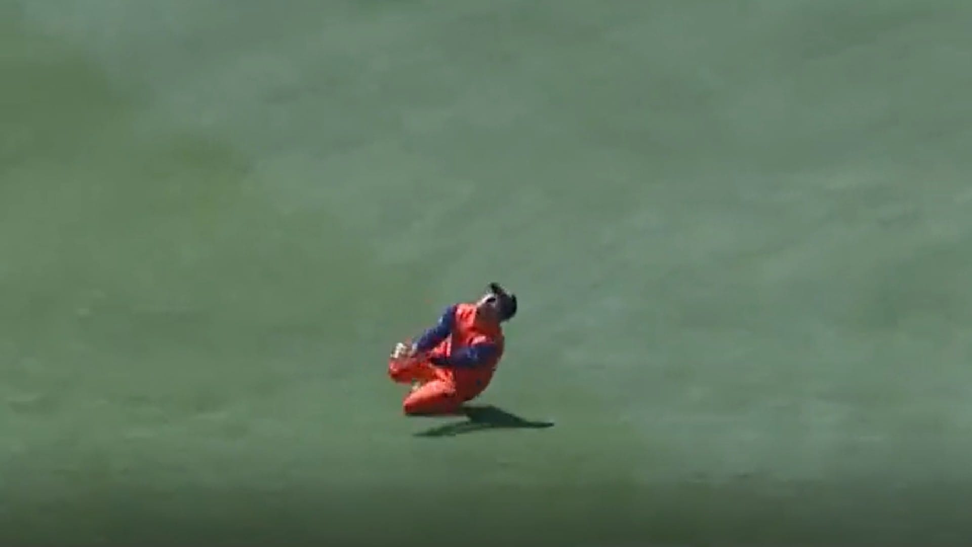 Best Catches of T20 World Cup 2022 no indian in list Glenn Phillips catch may be called catch of tournament