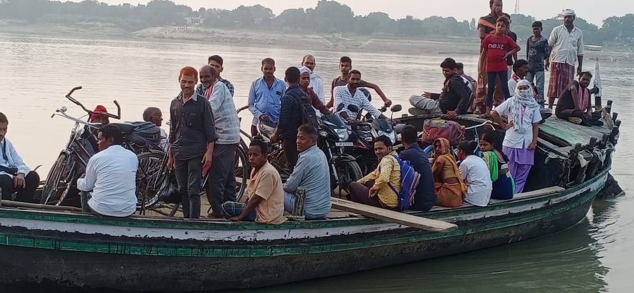 Free ferry operation started in Tanda Kala on the instructions of Union Minister