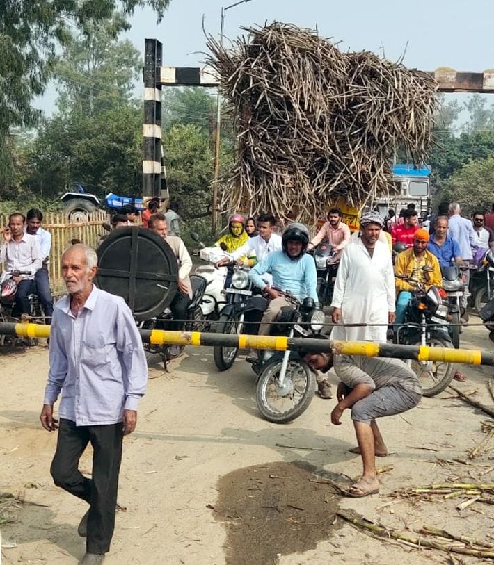 Rail traffic disrupted due to sugarcane truck getting stuck at the gate