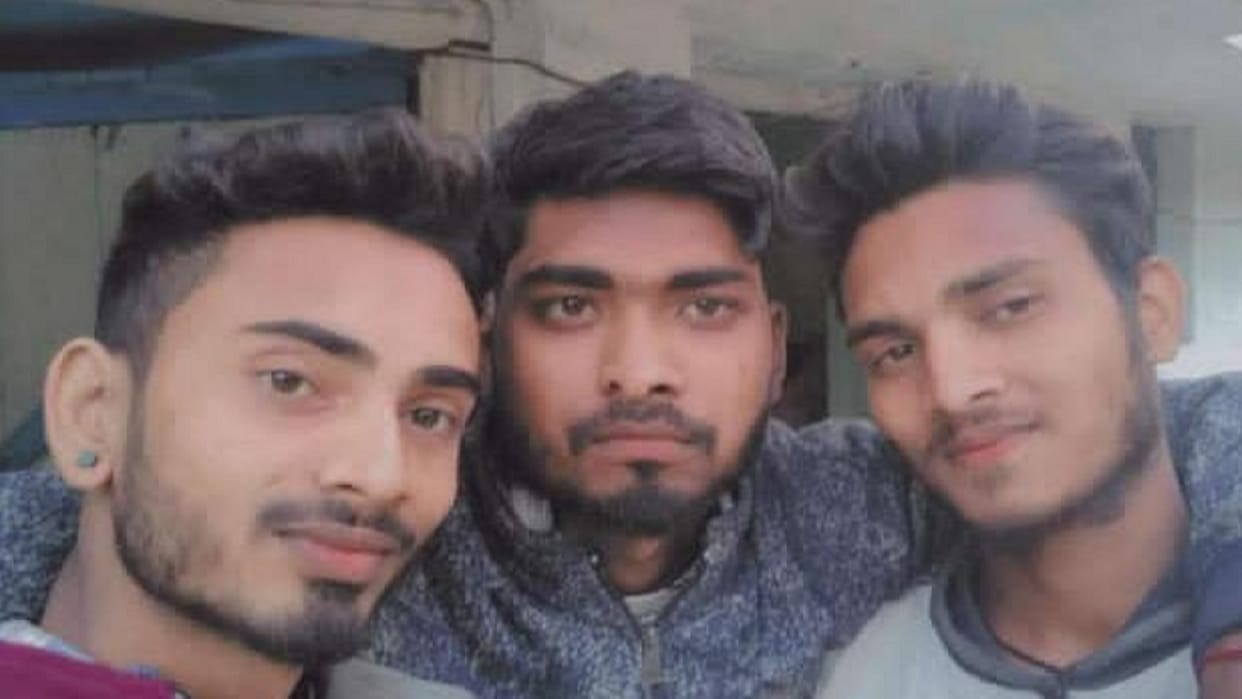 three friends died after bike collided with container in chhattisgarh