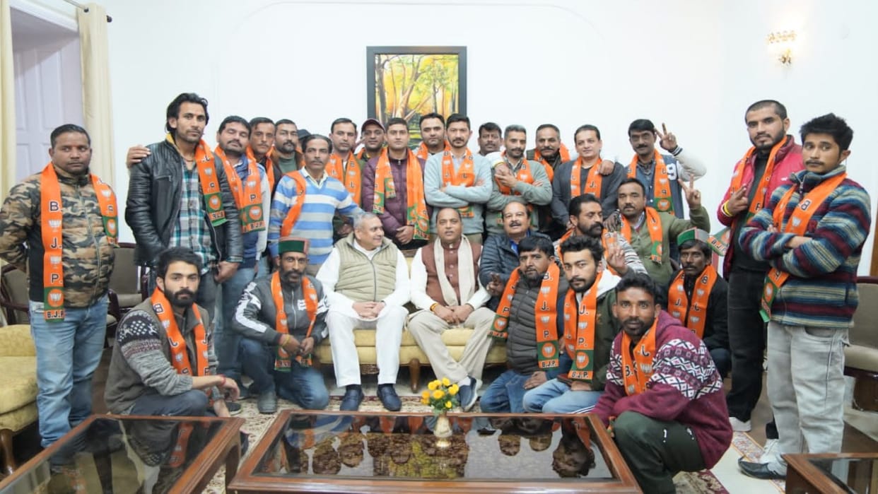 himachal election 2022, 26 Congress workers including Dharampal Thakur join BJP at shimla