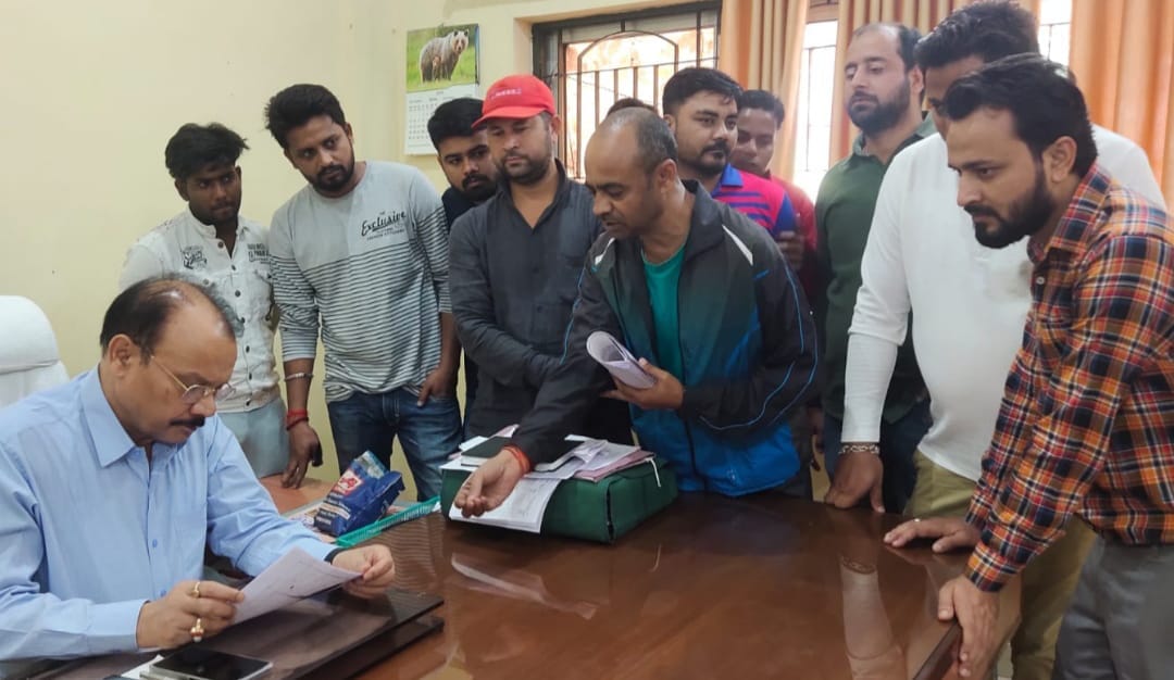 Banda: Violation of High Court order at Rifle Club ground