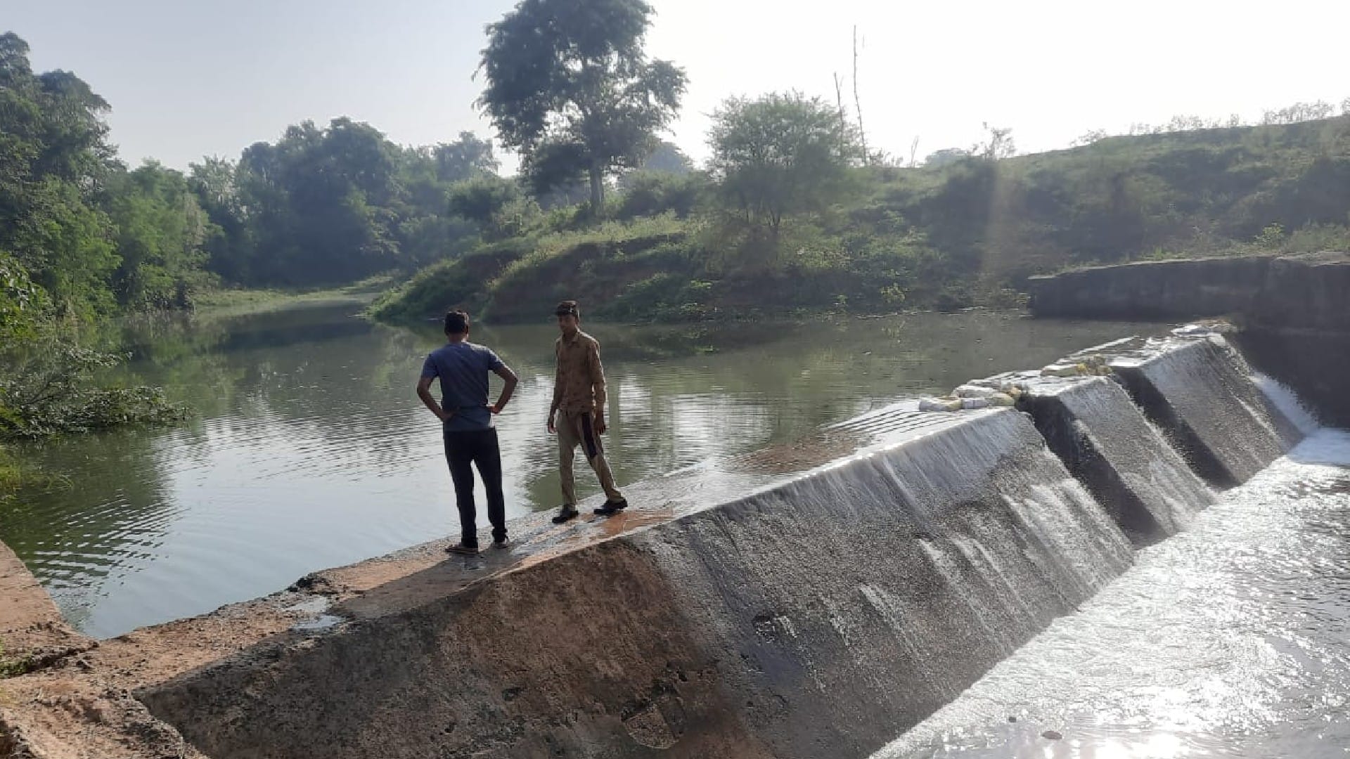 Padaria Thoban village of Damoh became the first smart village of Madhya Pradesh read more in hindi
