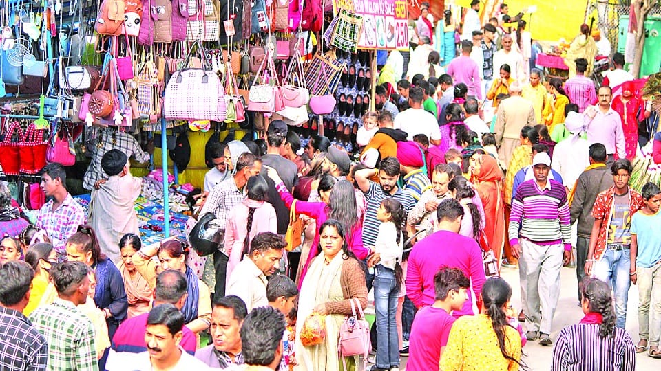 Jammu Jhiri mela: Darshan of Baba Jitto-Bua Kodi in the day, Bhajan-Kirtan happening in Jhiri at night