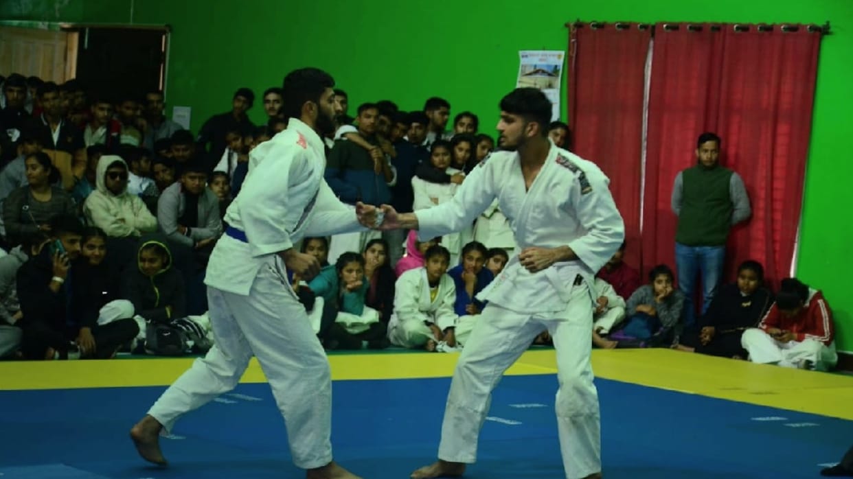 Shimla players win medals in Judo, become overall winner