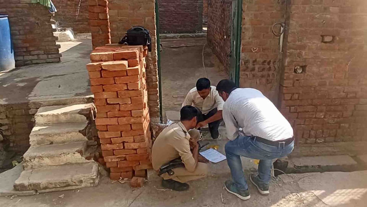 Jalaun: Murder of younger brother by hitting a brick in the head
