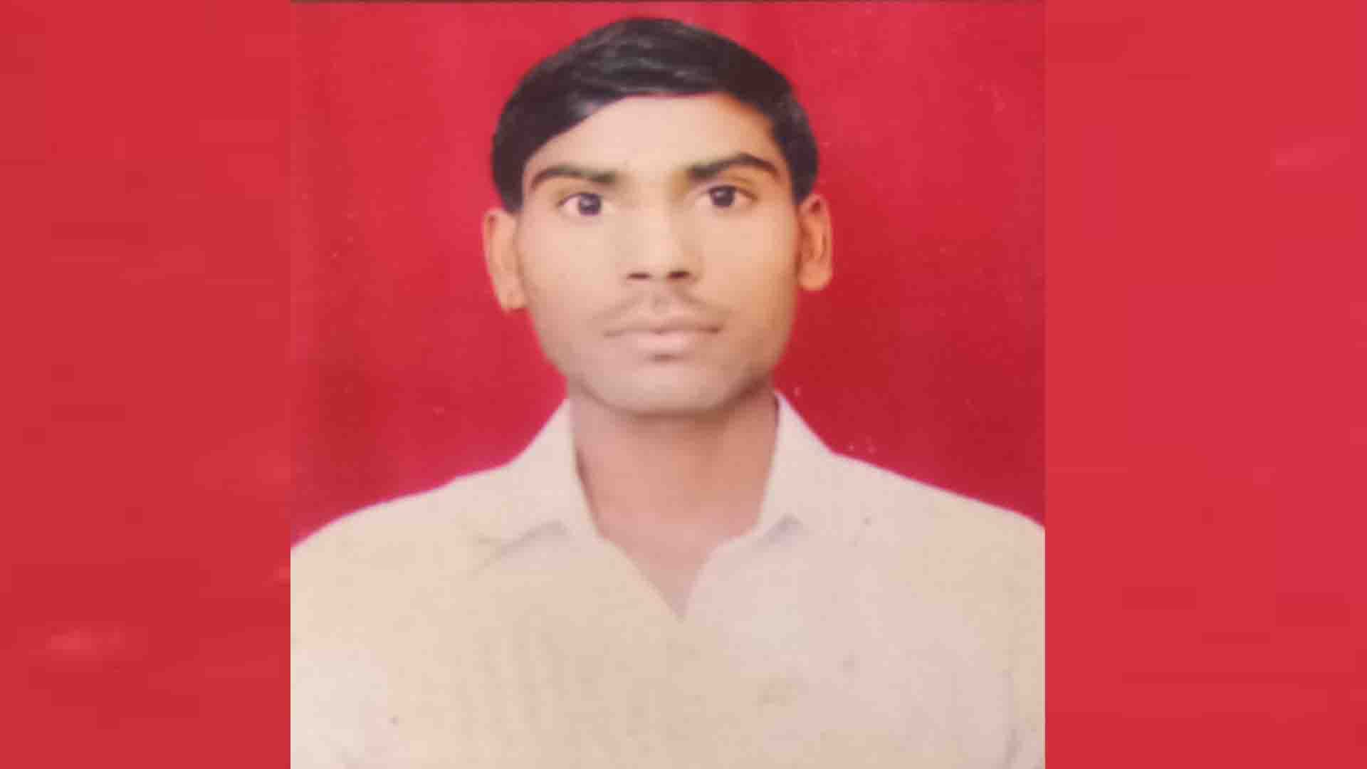 Lover couple murdered in farrukhabad lover slippers and muffler found lying on the road