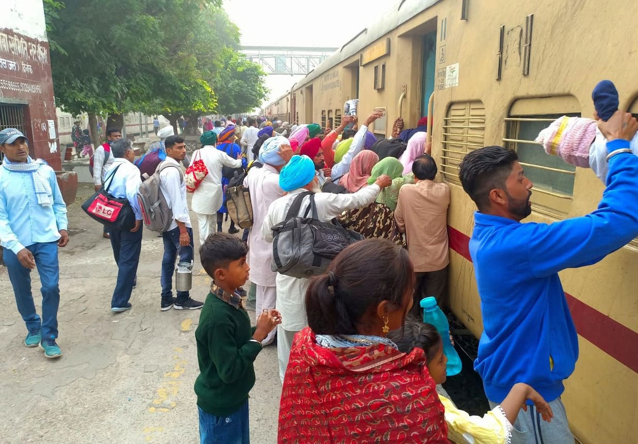 Last royal bath today, passenger train packed with devotees leaves