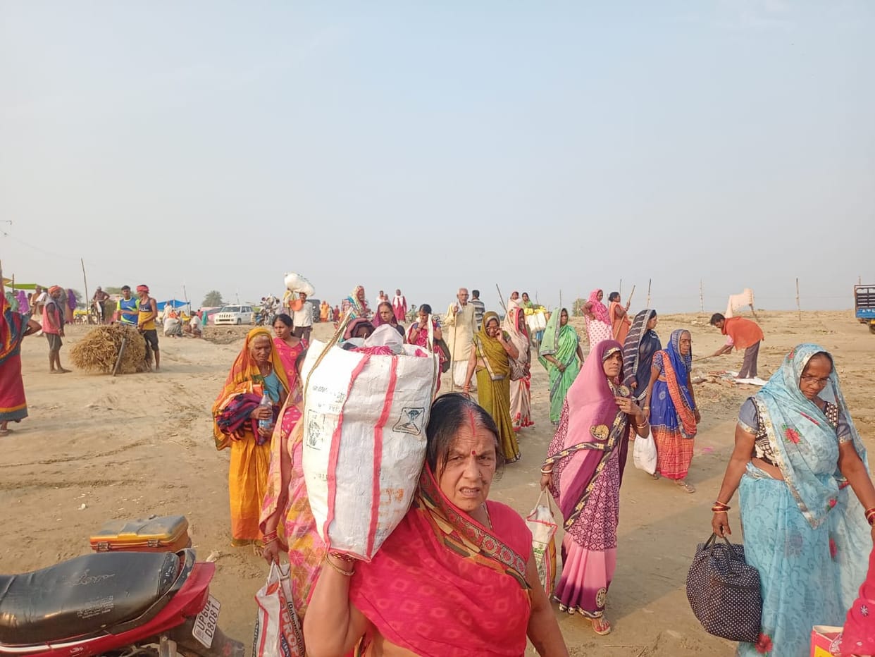 Kartik Purnima bath starts after midnight, lakhs of devotees will take a dip of faith