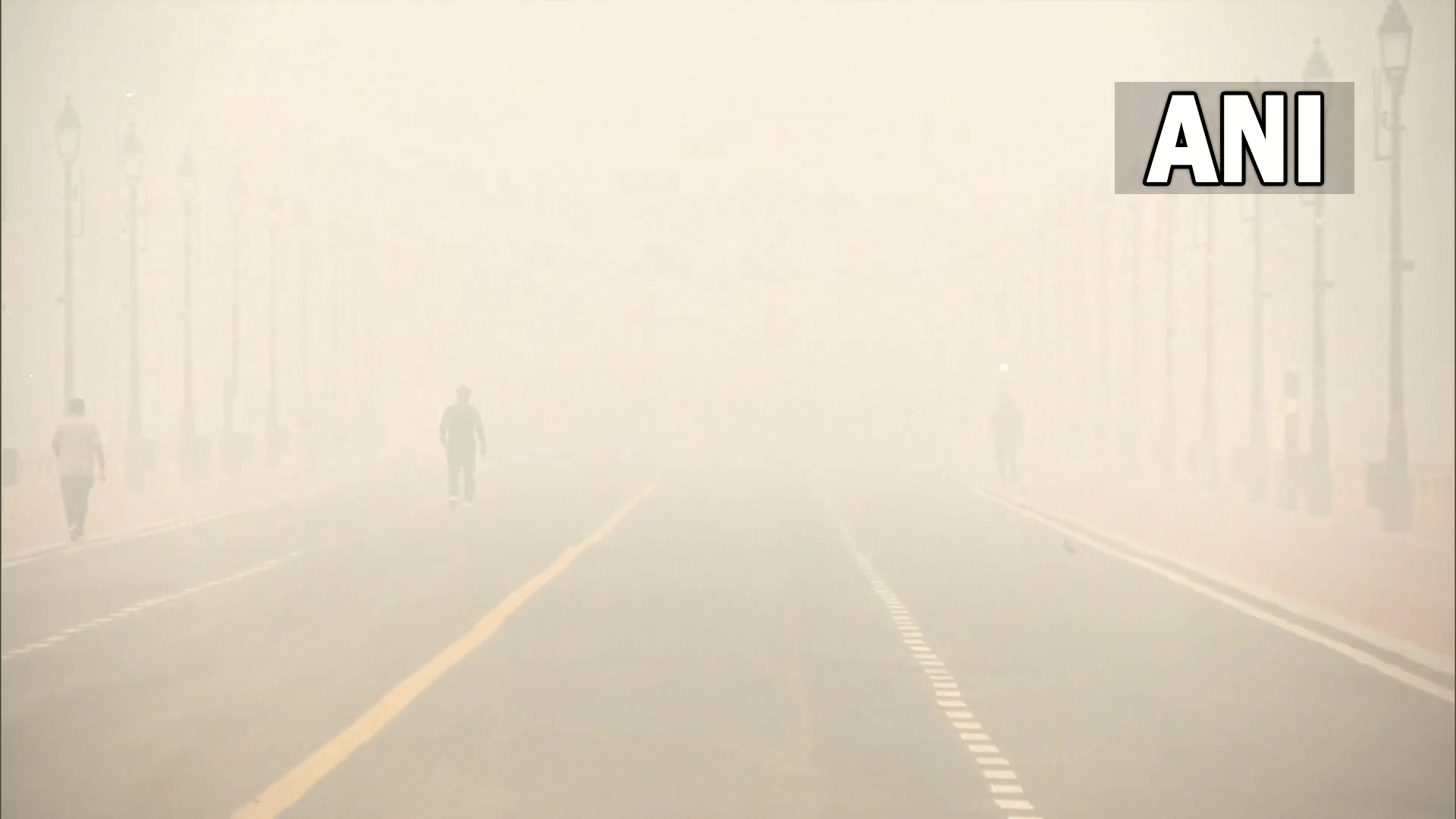 Smog covered sky all day in Delhi NCR know when you will get freedom from air pollution