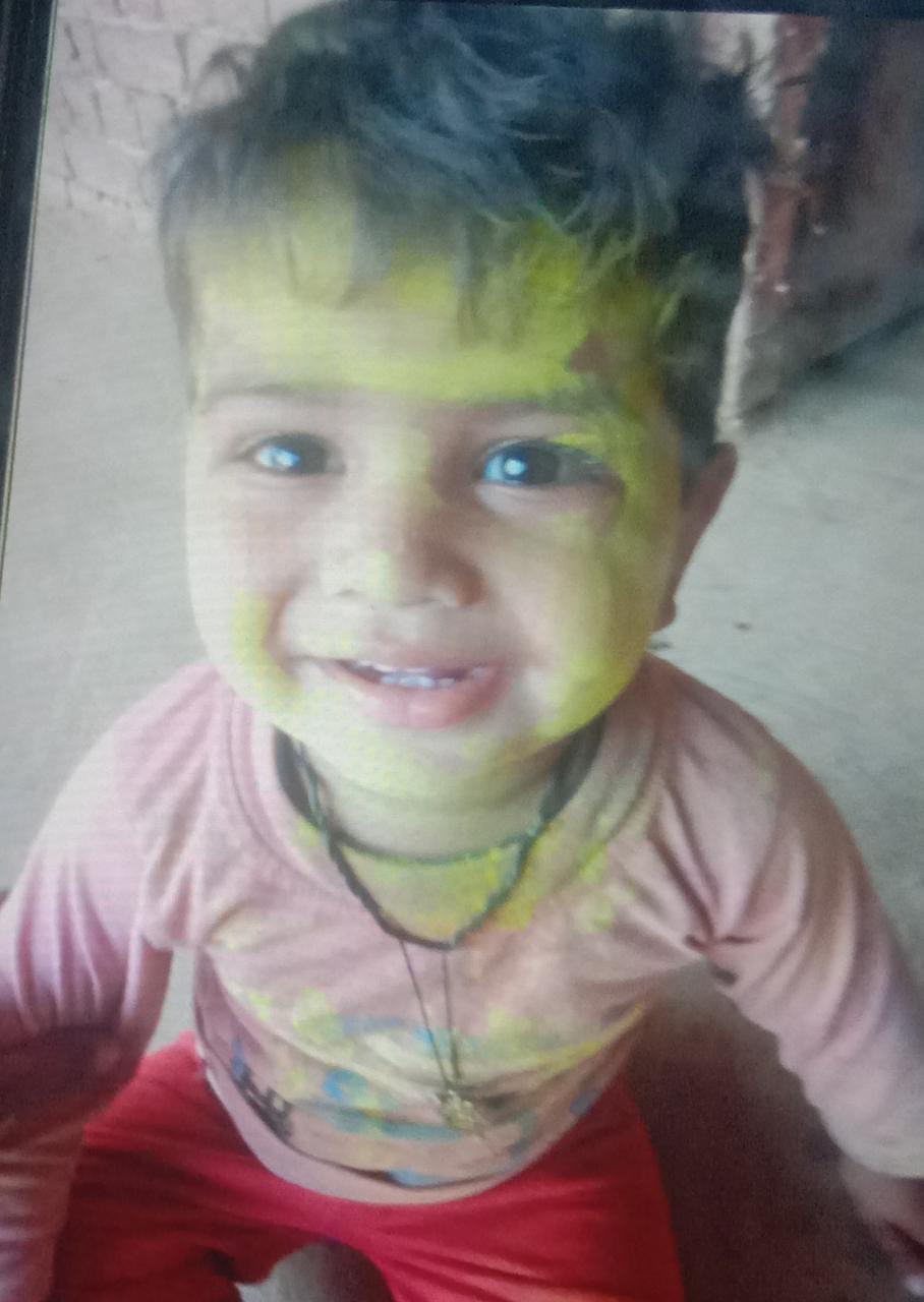 Child playing outside the house dies due to canter collision