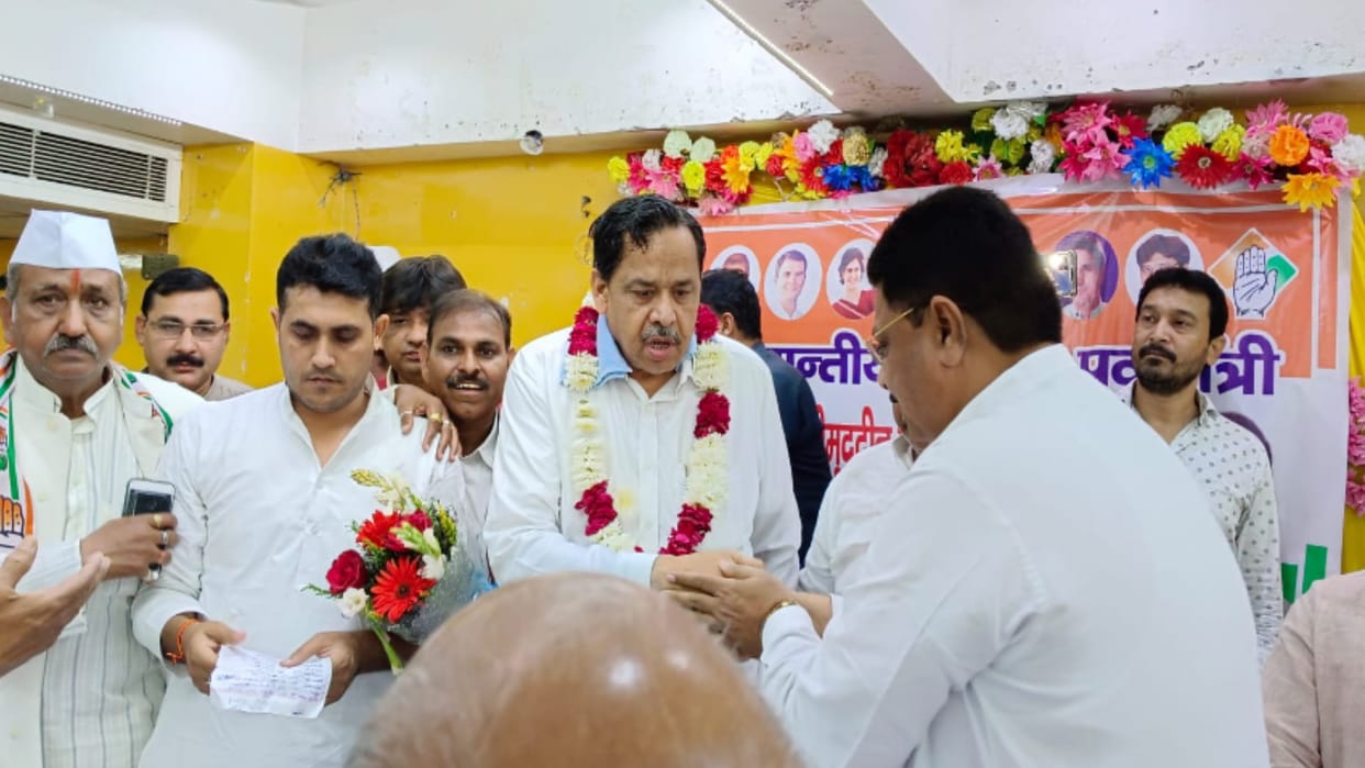 UP Naseemuddin Siddiqui said in meerut Indira Gandhi fought for the country