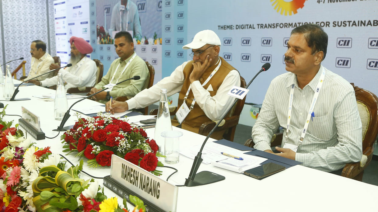 Stubble is not a problem, power for farmers, Punjab has business of 3500 crores