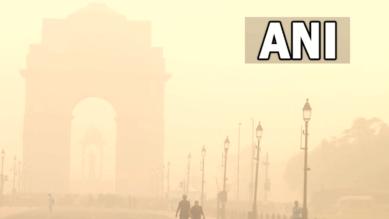 Capital engulfed in haze, AQI recorded in very poor category with 326