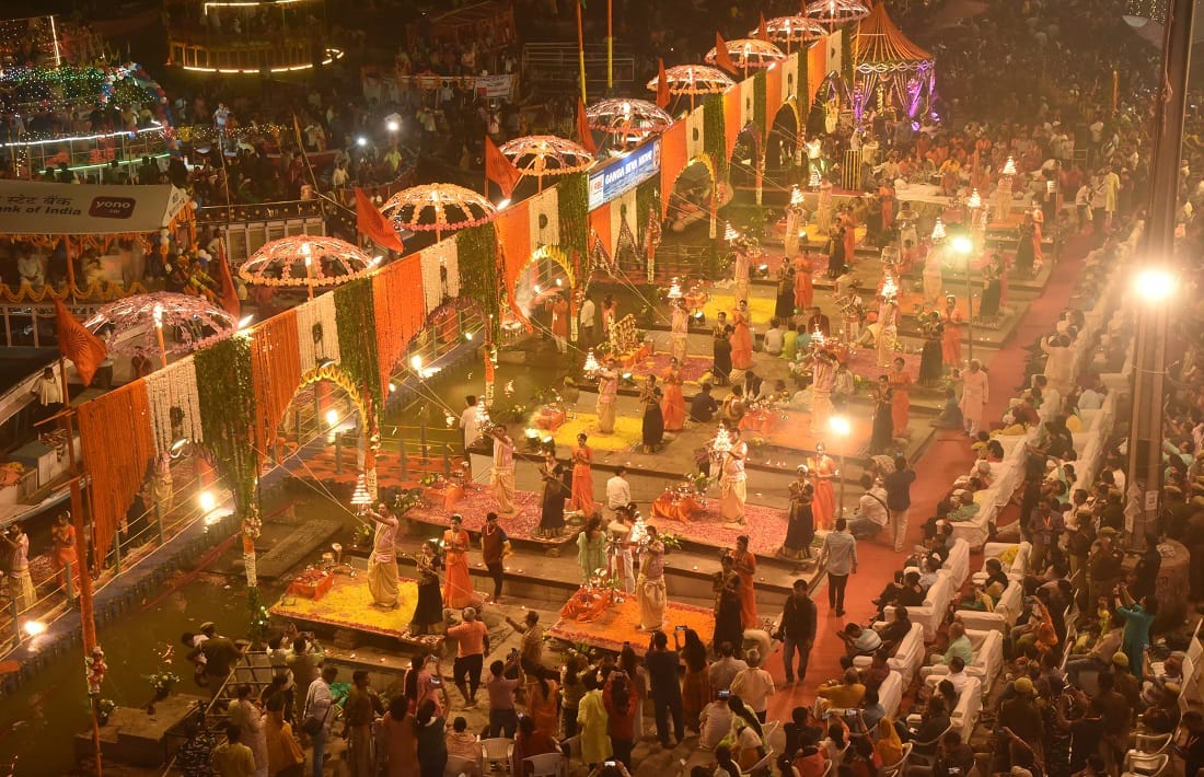 Dev Deepawali 2022 varanasi see in pictures laser show and decorated Kashi supernatural sight