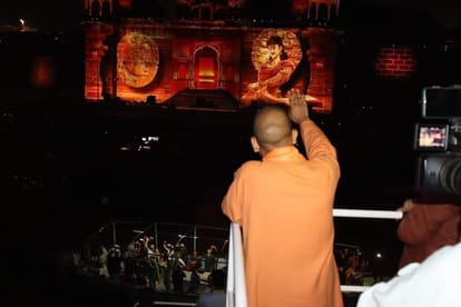 Varanasi : Make an action plan to control the crowd said cm yogi adityanath