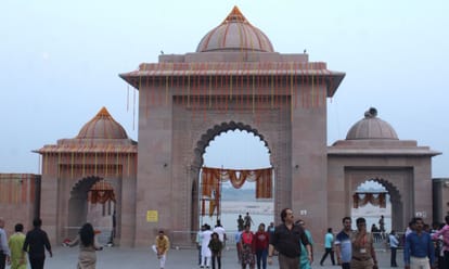 Unique coincidence Baikunth Chaturdashi Kartik Purnima and foundation day of Kashi Vishwanath temple on Monday