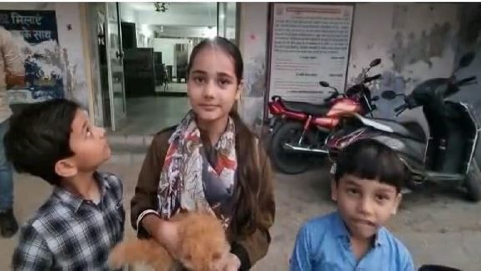 Agra Police traces the missing Australian cat in agra