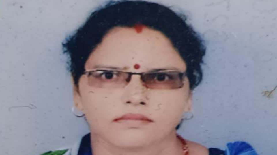 Prayagraj Shraddha became the all-round champion in the state women gymnastics competition in Agra