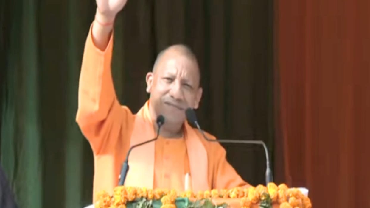 cm Yogi reach Kavinagar Ramlila Maidan in Ghaziabad to address conference of enlightened class