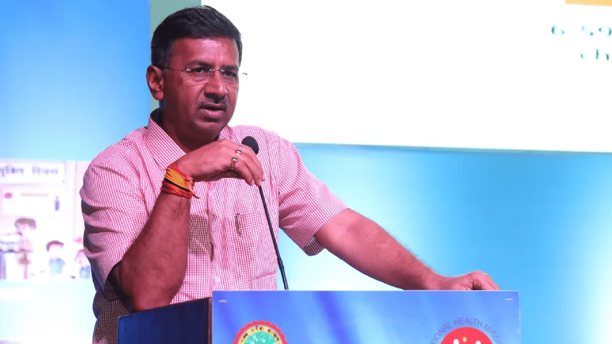 MP IAS Transfers Manish Singh Indore Collector Transferred To Bhopal Metro Investor Summit MP