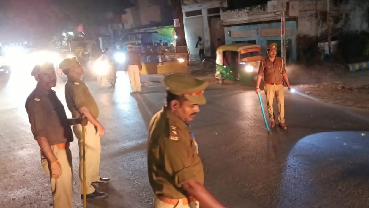 Miscreants looted pistol after shooting Laksa sub Inspector in Rohaniya Varanasi