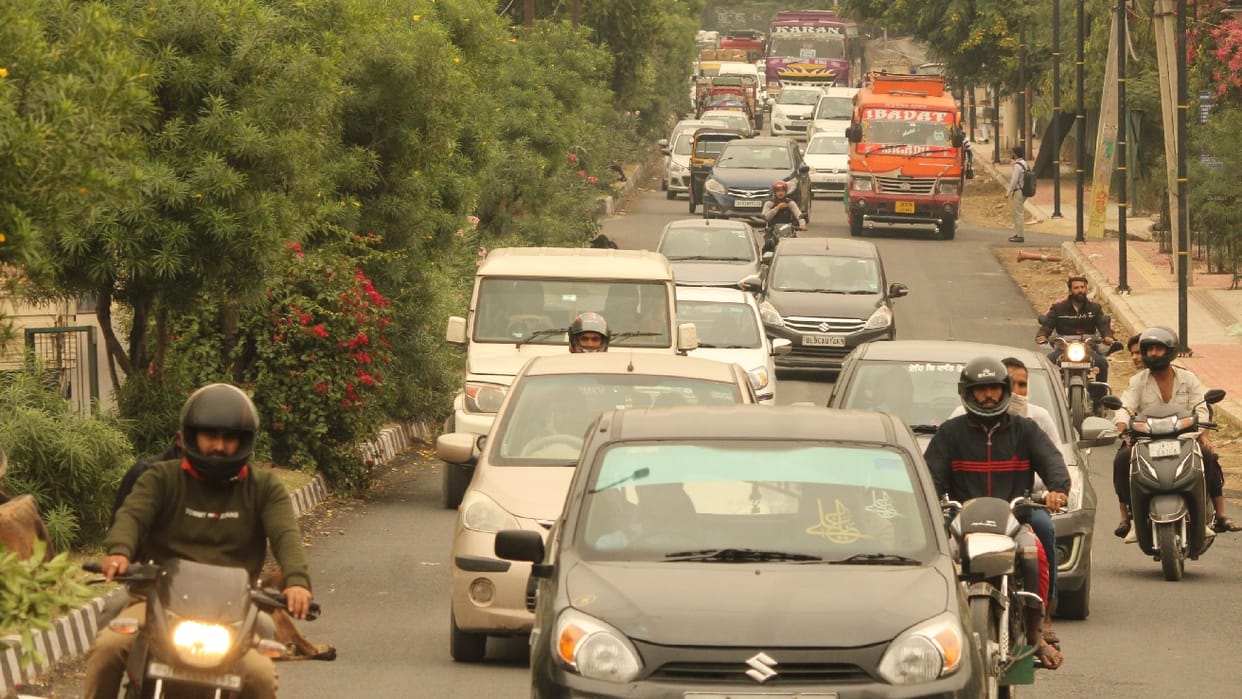 jammu jhiri mela Number of vehicles increased in jammu traffic jam