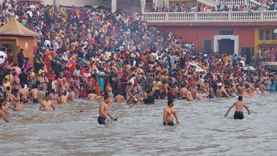 Margashirsha Purnima 2022 mela will start from 30 november know dates and times of bathing