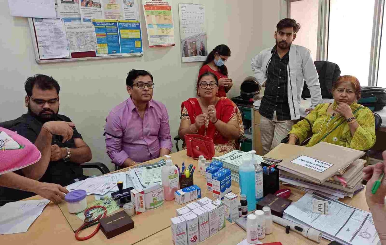 In civil hospital, doctors put up black badges in support of striking MBBS students