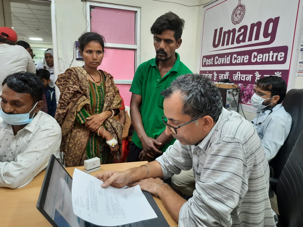 Fever, cough and cold patients increased due to change in weather, more than 200 patients are reaching the hospital