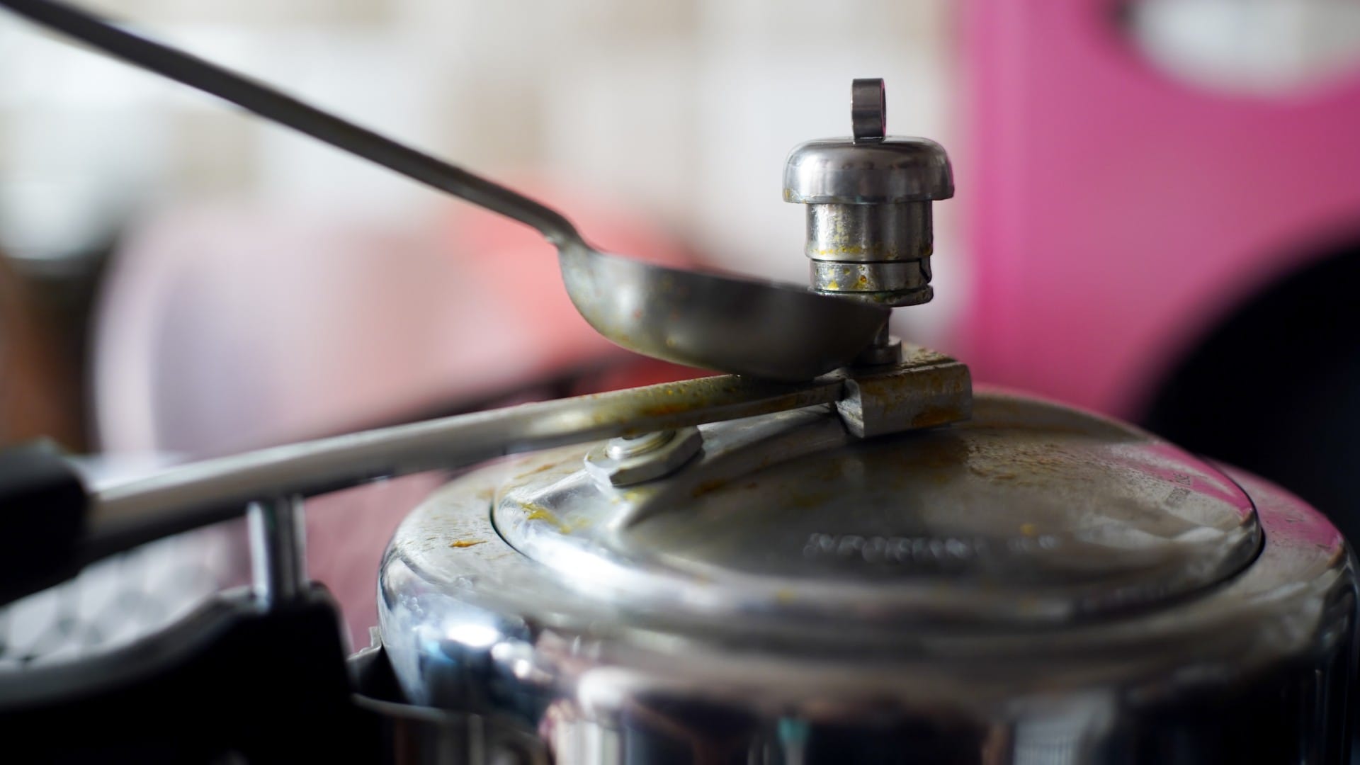 how to prevent pressure cooker from blast Follow these things for Safety