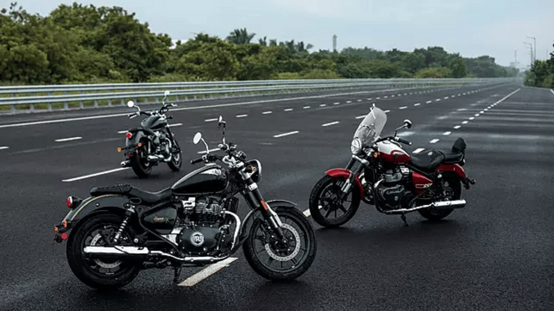 Royal Enfield Super Meteor 650 Royal Enfield unveils its Flagship Cruiser Motorcycle Super Meteor 650 at EICMA