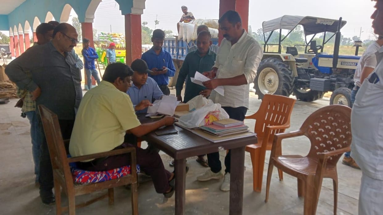 Farmers should not face any problem in the sale of paddy: SDM