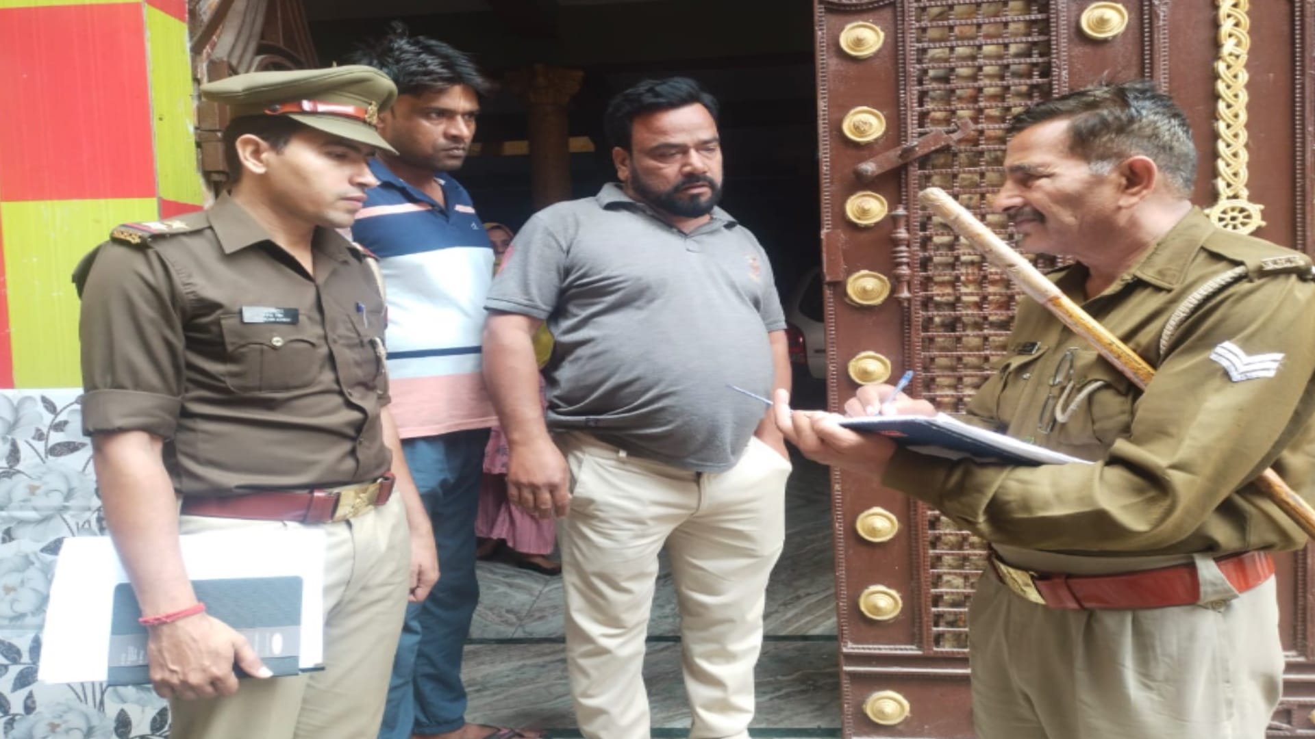 Meerut: Twenty Four teams of  Meerut police arrived to verify the miscreants today morning