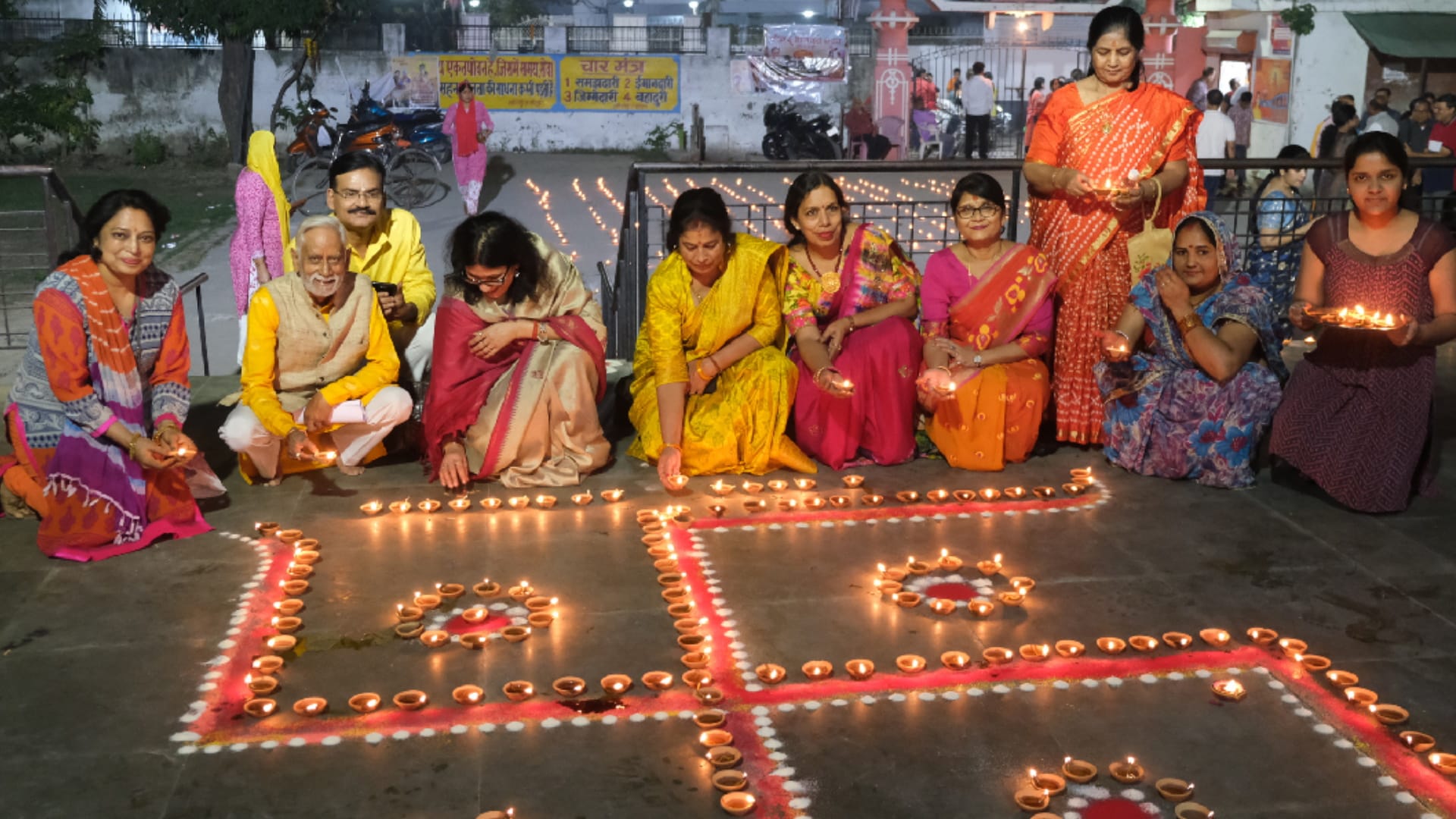 Devotees observe fast on Kartik Purnima and worship