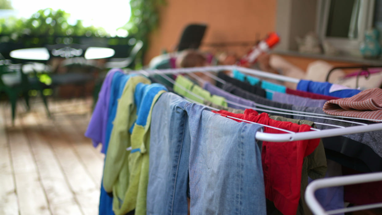 How to Dry Clothes in Winter without Sunlight Know Here Simple Tips and Tricks in Hindi