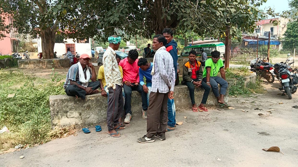 old man taking out water dies after falling in well in korba